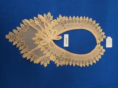 LACE, MACHINE, COLLAR