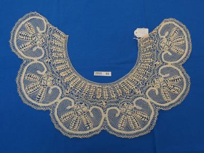 LACE, BOBBIN, MALTESE, COLLAR