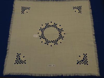 CROCHET, INSERTION, TEA CLOTH