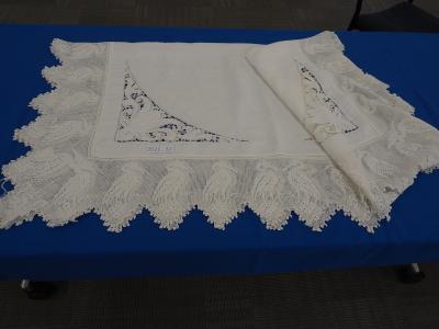 FILET CROCHET, TEA CLOTH