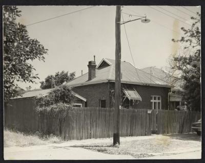 PHOTOGRAPH: HOUSE IN HAMERSLEY ROAD, SUBIACO