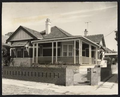 PHOTOGRAPH: HOUSE AT 81 HAMERSLEY ROAD, SUBIACO