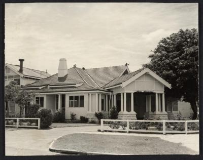 PHOTOGRAPH: AVRO HOSPITAL CORNER NICHOLSON RD AND SALISBURY ST, SUBIACO