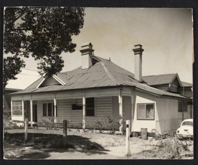 PHOTOGRAPH: VIEW OF HOUSE IN COGHLAN ROAD, SUBIACO