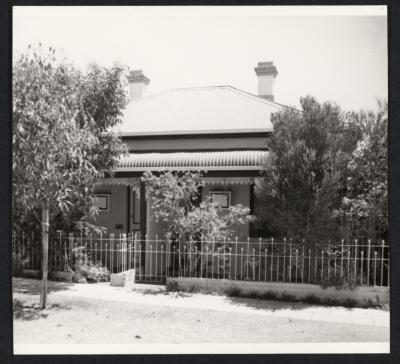 PHOTOGRAPH: DUPLEX HOUSE, 154 PARK STREET