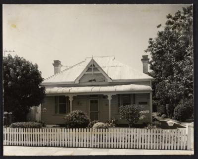 PHOTOGRAPH: VIEW OF HOUSE IN YORK STREET