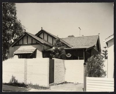 PHOTOGRAPH: HOUSE IN TOWNSHEND ROAD