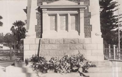 POSTCARD: SUBIACO WAR MEMORIAL - LOWER PART SHOWING NAMES OF FALLEN 'E-M', 1923