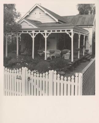 PHOTOGRAPH: WOODEN HOUSE YILGARN STREET, BICENTENNIAL COLLECTION, EDITH COWAN STUDENTS