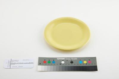 PLATE: WEMBLEY WARE, YELLOW