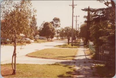 PHOTOGRAPH: 'KEIGHTLY ROAD DIAGONAL CLOSURES', 1982