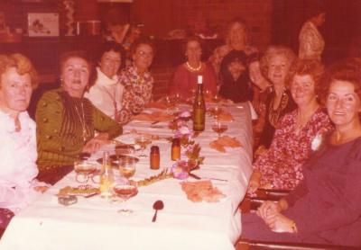 WOMEN'S CHAMPIONSHIP DINNER 1976