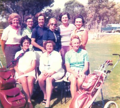 PENNANT - WOMEN - WALGU B GRADE 1971