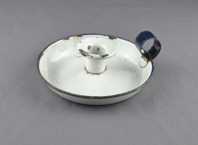 CANDLEHOLDER - ENAMELED WHITE