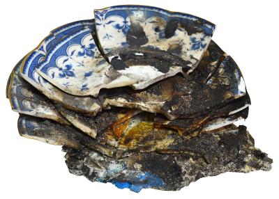 CROCKERY SAUCER SET FIRE DAMAGED