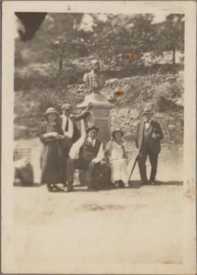 PHOTOGRAPH (DIGITAL COPY): GROUP STANDING AROUND A STATUE, 'THE WREN', WEST AUST`, WHITE FAMILY