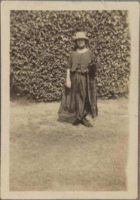 PHOTOGRAPH (DIGITAL COPY): MOTHER, SUBIACO ROAD, WHITE FAMILY