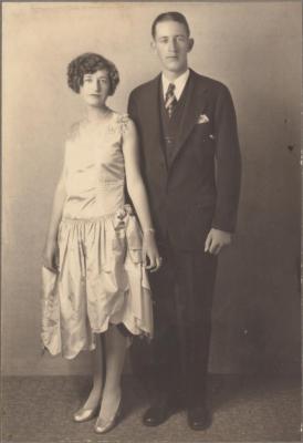 PHOTOGRAPH (DIGITAL COPY): MAN AND WOMAN, WHITE FAMILY