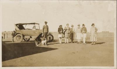 PHOTOGRAPH (DIGITAL COPY): CUE, WHITE FAMILY, 1927