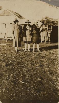 PHOTOGRAPH (DIGITAL COPY): '15 MILE OUT CAMP' CUE, THREE WOMEN, WHITE FAMILY, 1927