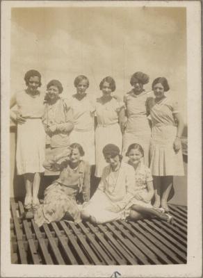 PHOTOGRAPH (DIGITAL COPY): GROUP AT KATOOMBA, XMAS 1930, WHITE FAMILY