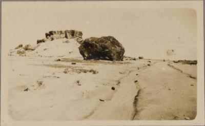 PHOTOGRAPH (DIGITAL COPY): ELEPHANT ROCK, CUE, WHITE FAMILY, 1927