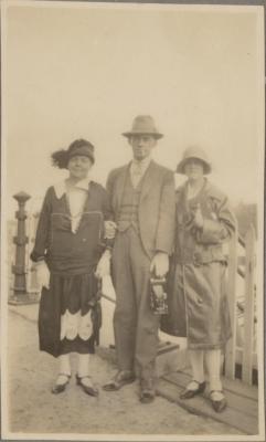 PHOTOGRAPH (DIGITAL COPY): KATH AND JIM, WIER, WHITE FAMILY