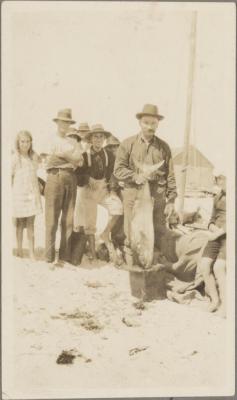 PHOTOGRAPH (DIGITAL COPY): FAMILY AND WATERMANS BAY 'A GOOD CATCH', WHITE FAMILY