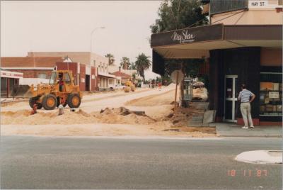 PHOTOGRAPH: 'TOWNSHEND ROAD', 1987