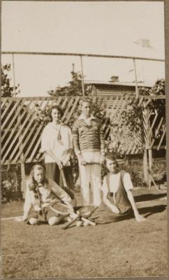 PHOTOGRAPH (DIGITAL): GROUP AT TENNIS COURT, 1926, GERTRUD LIPFERT ALBUM 1927