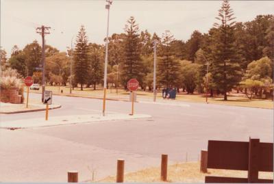 PHOTOGRAPH: 'OVERHEAD POWER LINES THOMAS STREET/ ONSLOW ROAD', 1985