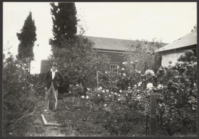 PHOTOGRAPH (DIGITAL): MR EDWARDS, 3-7 PEEL STREET JOLIMONT, FROM JOLIMONT HISTORICAL IMAGES ALBUM 1, DON GIMM