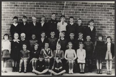 PHOTOGRAPH (DIGITAL): LIKELY CLASS PHOTO, FROM JOLIMONT HISTORICAL IMAGES ALBUM 2, DON GIMM