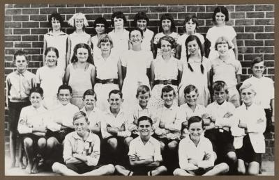 PHOTOGRAPH (DIGITAL): YEAR FOUR CLASS PHOTO, 1933, FROM JOLIMONT HISTORICAL IMAGES ALBUM 2, DON GIMM