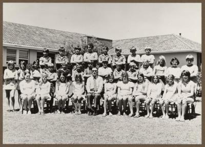 PHOTOGRAPH (DIGITAL): YEAR SEVEN CLASS PHOTO, 1970, FROM JOLIMONT HISTORICAL IMAGES ALBUM 2, DON GIMM