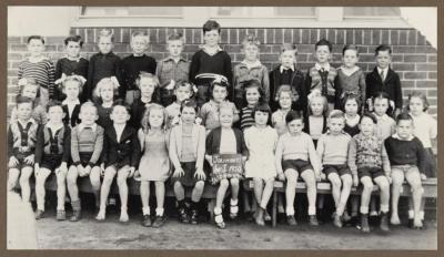 PHOTOGRAPH (DIGITAL): INF AND YEAR ONE CLASS PHOTO, 1950, FROM JOLIMONT HISTORICAL IMAGES ALBUM 2, DON GIMM