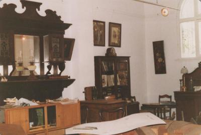 PHOTOGRAPH: MUSEUM INTERIOR - ROOM 7 DURING REORGANISATION/RENOVATIONS, 1985