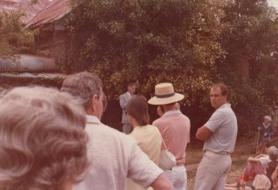 PHOTOGRAPH: SALE OF 18 CHESTER STREET SUBIACO, 8TH DECEMBER 1984