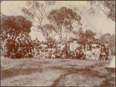 PHOTOGRAPH (DIGITAL): 'SCHOOL GROUP 1923', FROM MINNA LIPFERT ALBUM