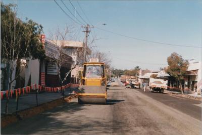 PHOTOGRAPH: 'UNDERGROUND POWER UPGRADING, ROKEBY ROAD' 1989