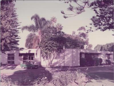 PHOTOGRAPH: 'SUBIACO MUNICIPAL CHAMBERS AND OFFICES' 1983