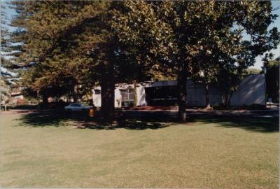 PHOTOGRAPH: 'CITY OF SUBIACO CHAMBERS AND OFFICES' 1989