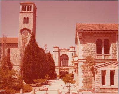 PHOTOGRAPH: 'UNIVERSITY OF WESTERN AUSTRALIA' 1982