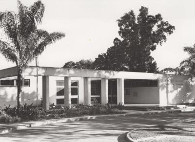 PHOTOGRAPH: COUNCIL CHAMBERS, EXTERIOR