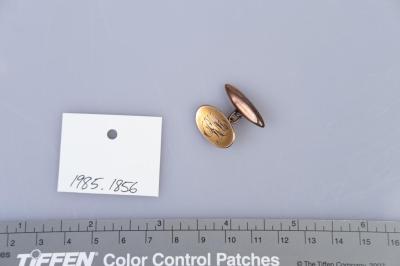 CUFF LINK: GOLD PLATE WITH INITIALS