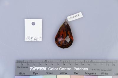 PENDANT: AMBER