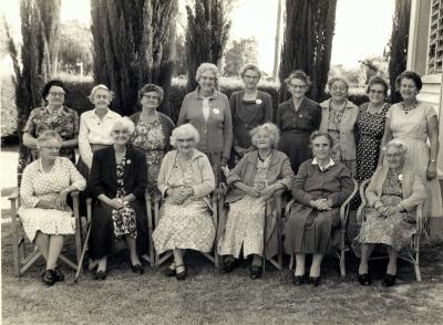 1 black & white photo - mounted 8x10 CWA Aged members on holiday at Rockingham.