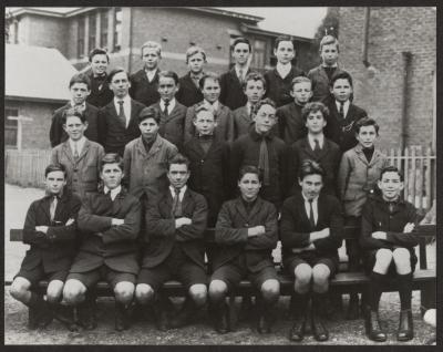 PHOTOGRAPH: PERTH MODERN SCHOOL, CLASS 3F 1922