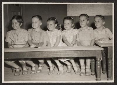 PHOTOGRAPH: CHILDREN OF HOLLYWOOD PRIMARY SCHOOL