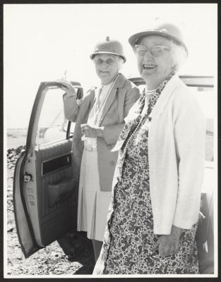 PHOTOGRAPH: EILEEN AND DOROTHY NEWMAN AT MOUNT NEWMAN
